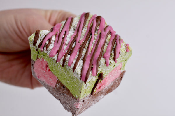 Choc Strawberry Dubai Marshmallow- Staff Creation
