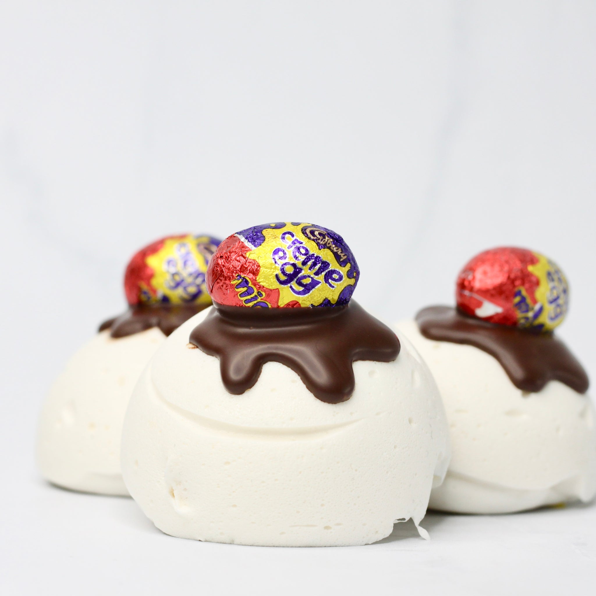 Creme Egg Marshmallow Domes 3 Pack